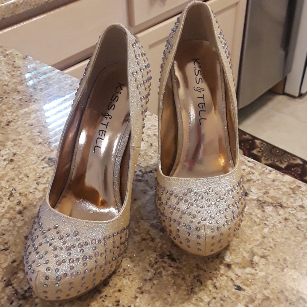 Gold/ Iridescent heels